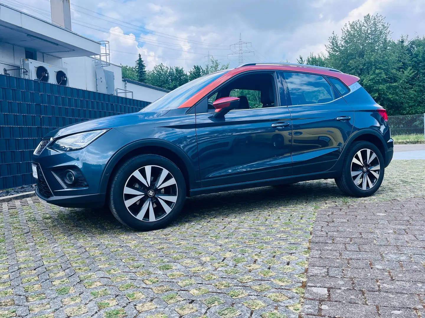 SEAT Arona Beats Edition*1.Hand*Virtual*Navi*Automatik*Cam Grau - 2