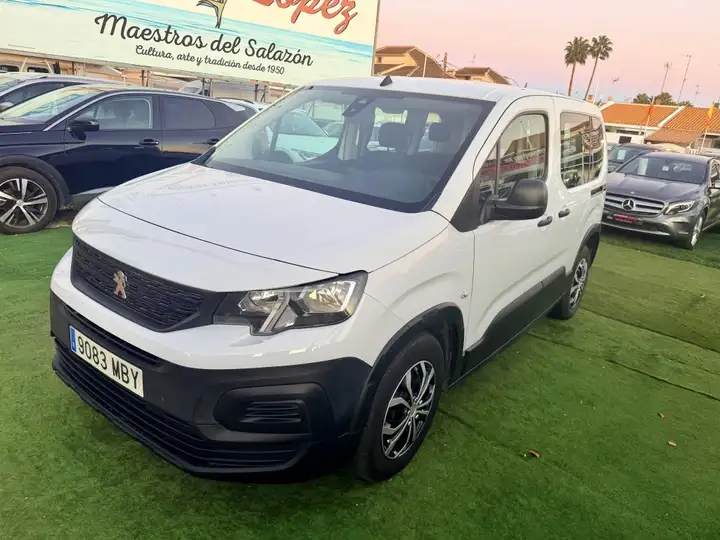 Peugeot Rifter 2022, foto 14