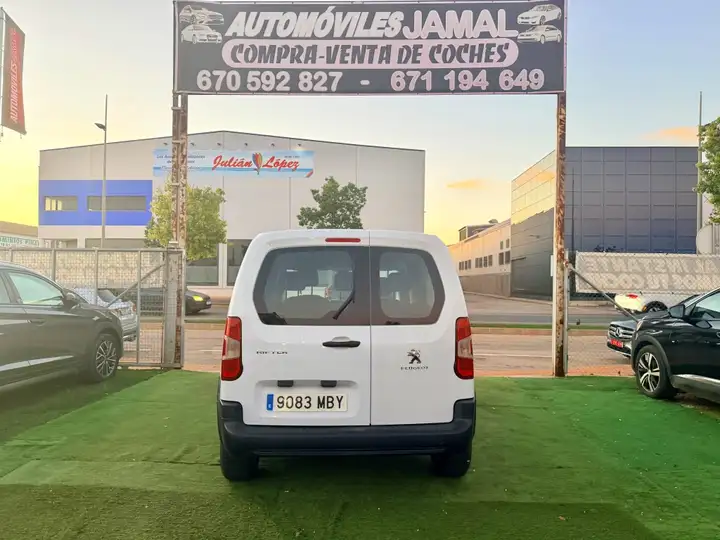 Peugeot Rifter 2022, foto 18