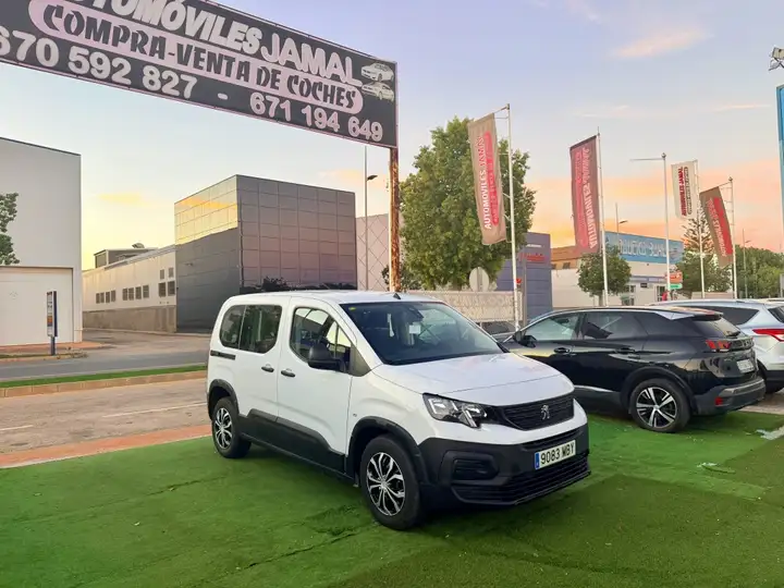 Peugeot Rifter 2022