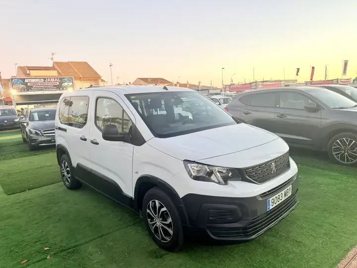 Peugeot Rifter 2022, foto 16