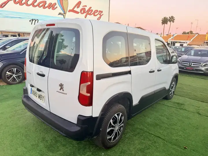 Peugeot Rifter 2022, foto 21