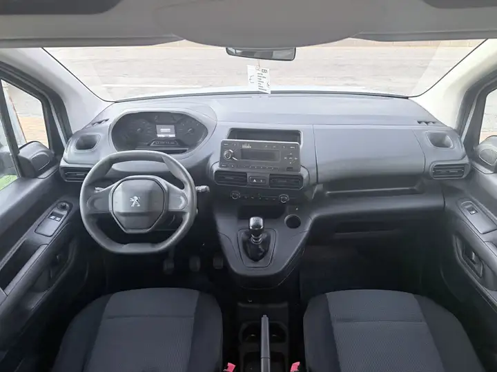 Peugeot Rifter 2022, foto 10