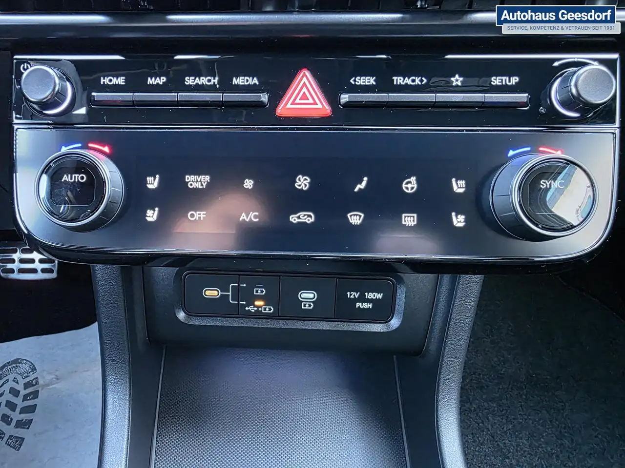 Hyundai TUCSON N Line X 239 PS MAXIMAL-AUSSTATTUNG 4WD sofor..., миниатюра 15