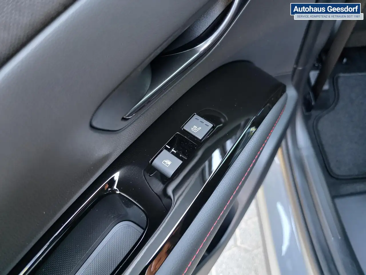 Hyundai TUCSON N Line X 239 PS MAXIMAL-AUSSTATTUNG 4WD sofor..., миниатюра 24
