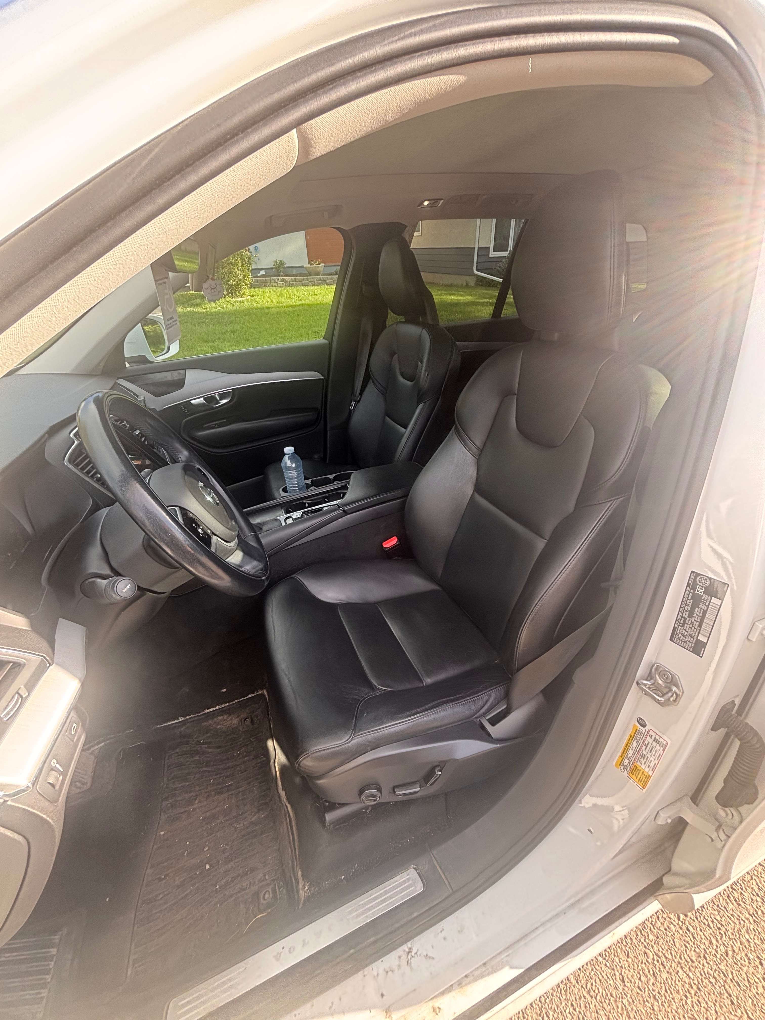 2021 Volvo XC90 Momentum thumb 7