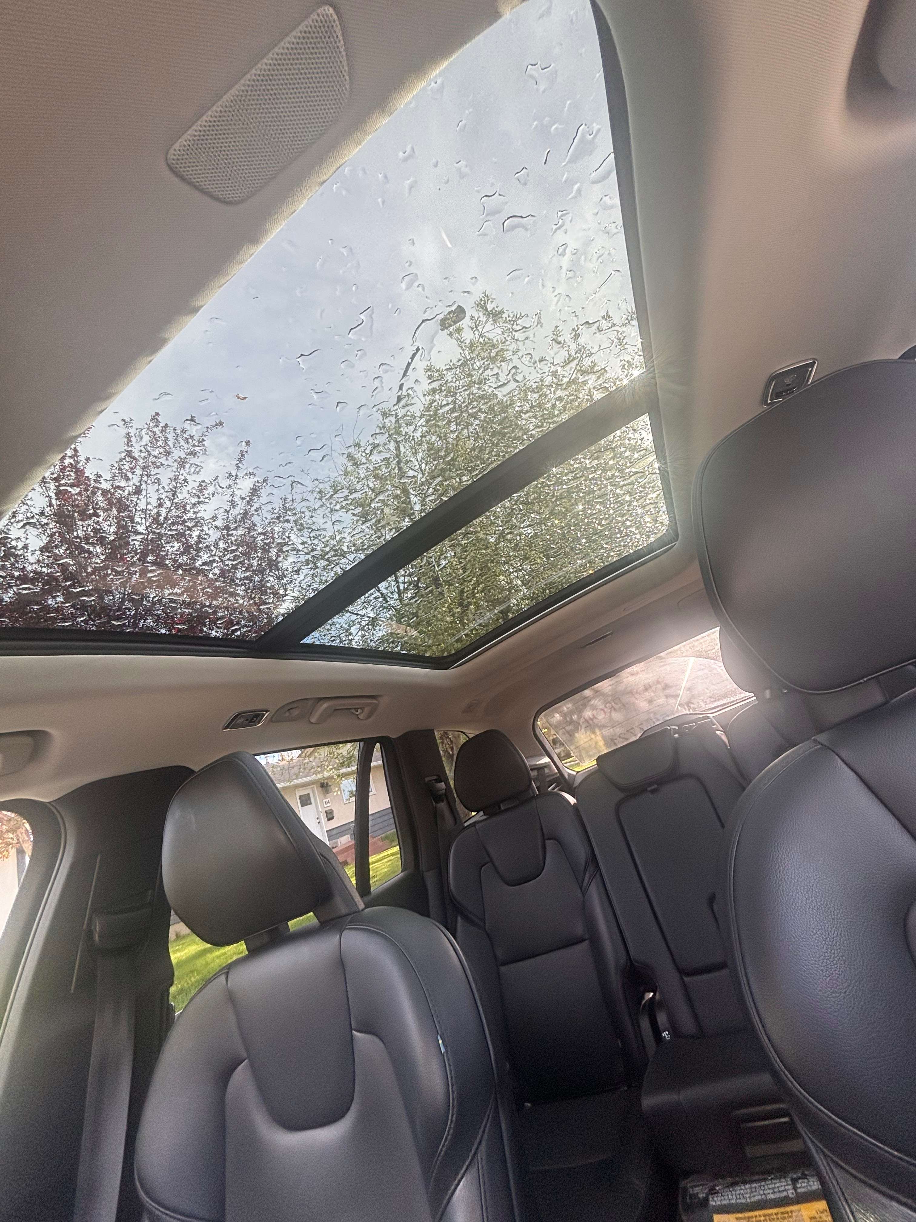 2021 Volvo XC90 Momentum thumb 8