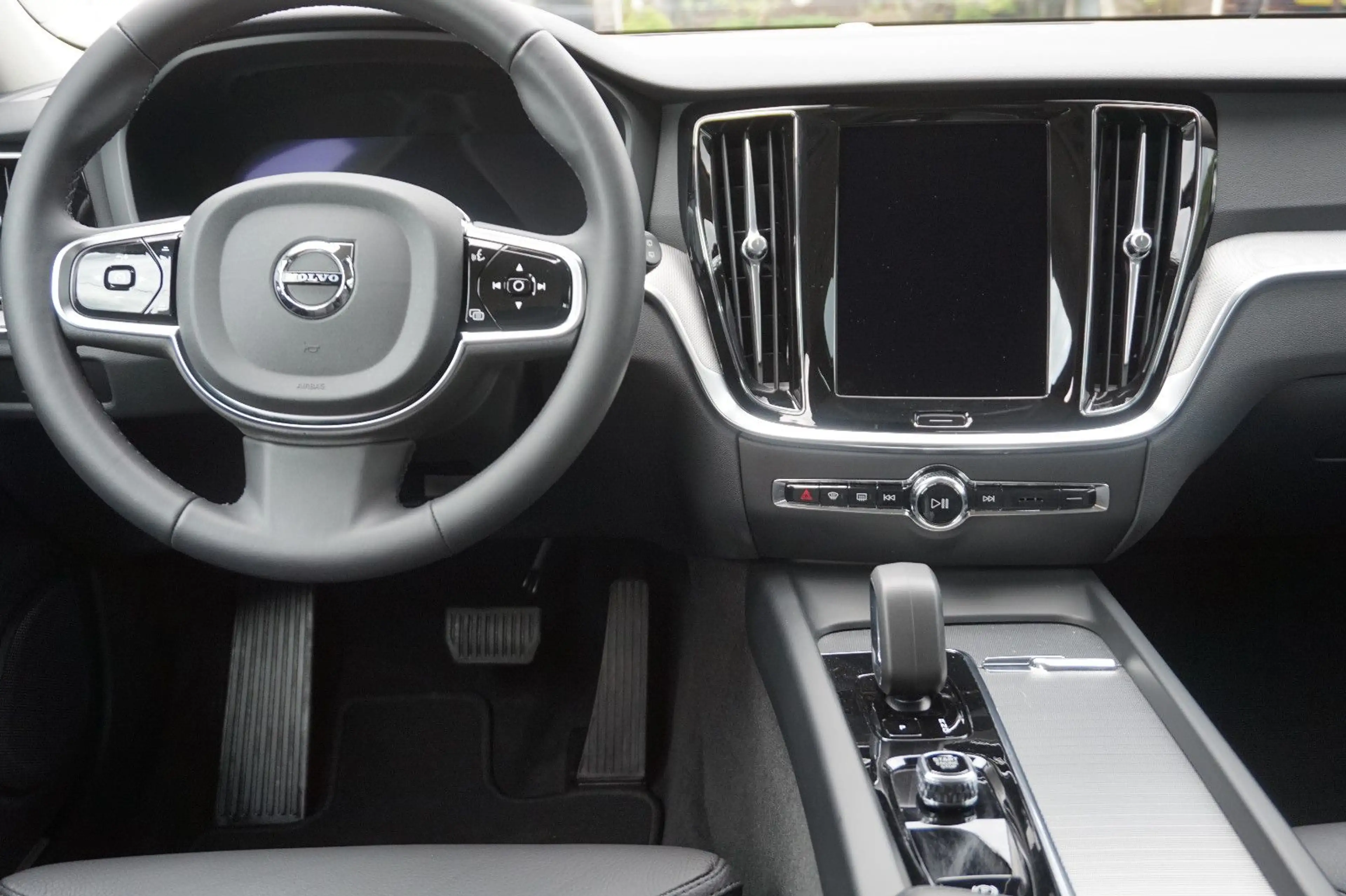 Volvo V60 Cross Country Plus AWD El.Heckklappe;Navi — photo 9
