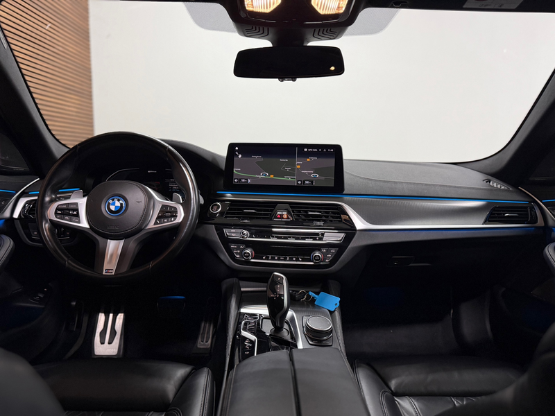 BMW 530 5-serie Touring 530e M-Sport Pro xDrive |Pano | H/ — photo 6