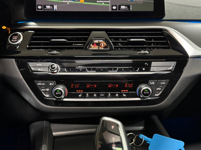 BMW 530 5-serie Touring 530e M-Sport Pro xDrive |Pano | H/ — photo 14