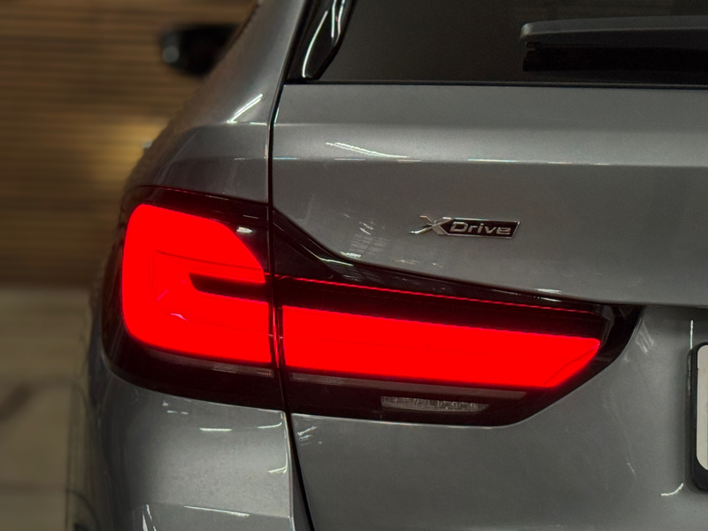 BMW 530 5-serie Touring 530e M-Sport Pro xDrive |Pano | H/ — photo 40