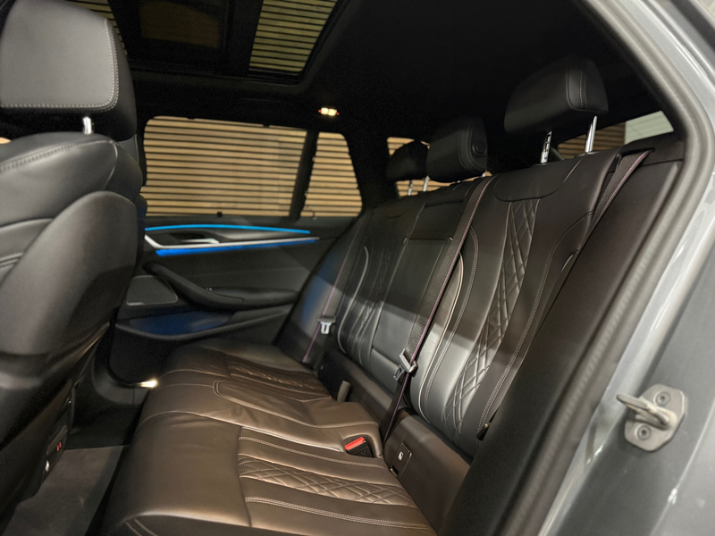 BMW 530 5-serie Touring 530e M-Sport Pro xDrive |Pano | H/ — photo 50