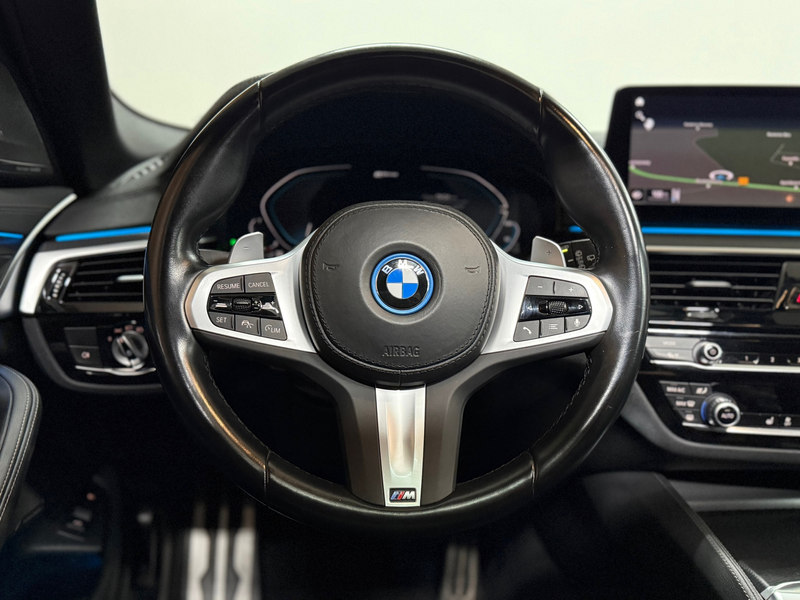 BMW 530 5-serie Touring 530e M-Sport Pro xDrive |Pano | H/ — photo 23