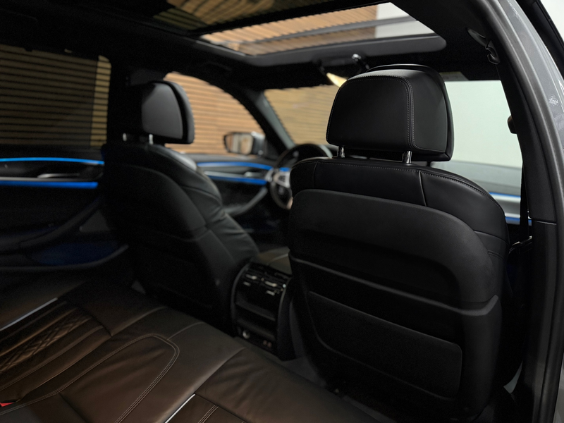 BMW 530 5-serie Touring 530e M-Sport Pro xDrive |Pano | H/ — photo 22
