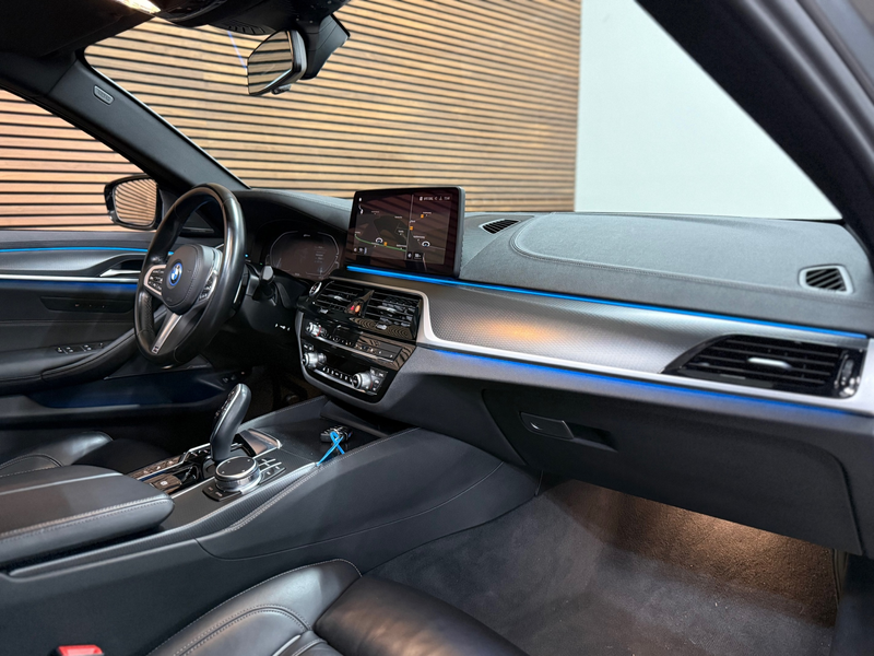 BMW 530 5-serie Touring 530e M-Sport Pro xDrive |Pano | H/ — photo 10