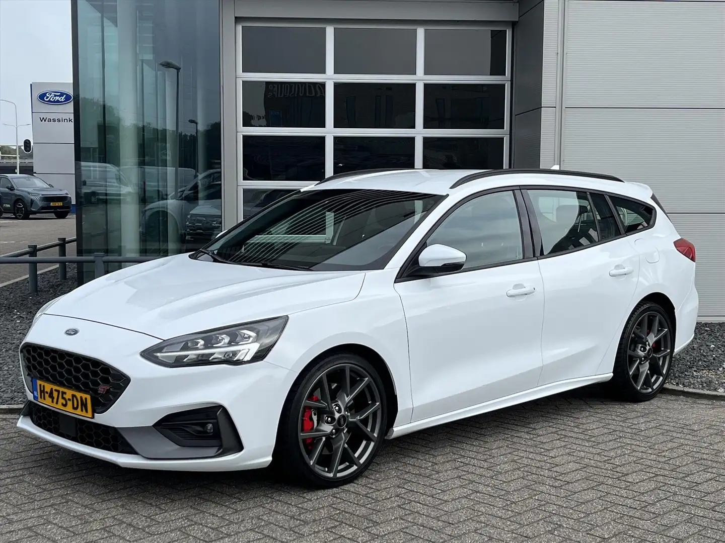 Ford Focus Wagon 2.3 EcoBoost 280pk ST-3 | Winterpack | Alcan Wit - 2