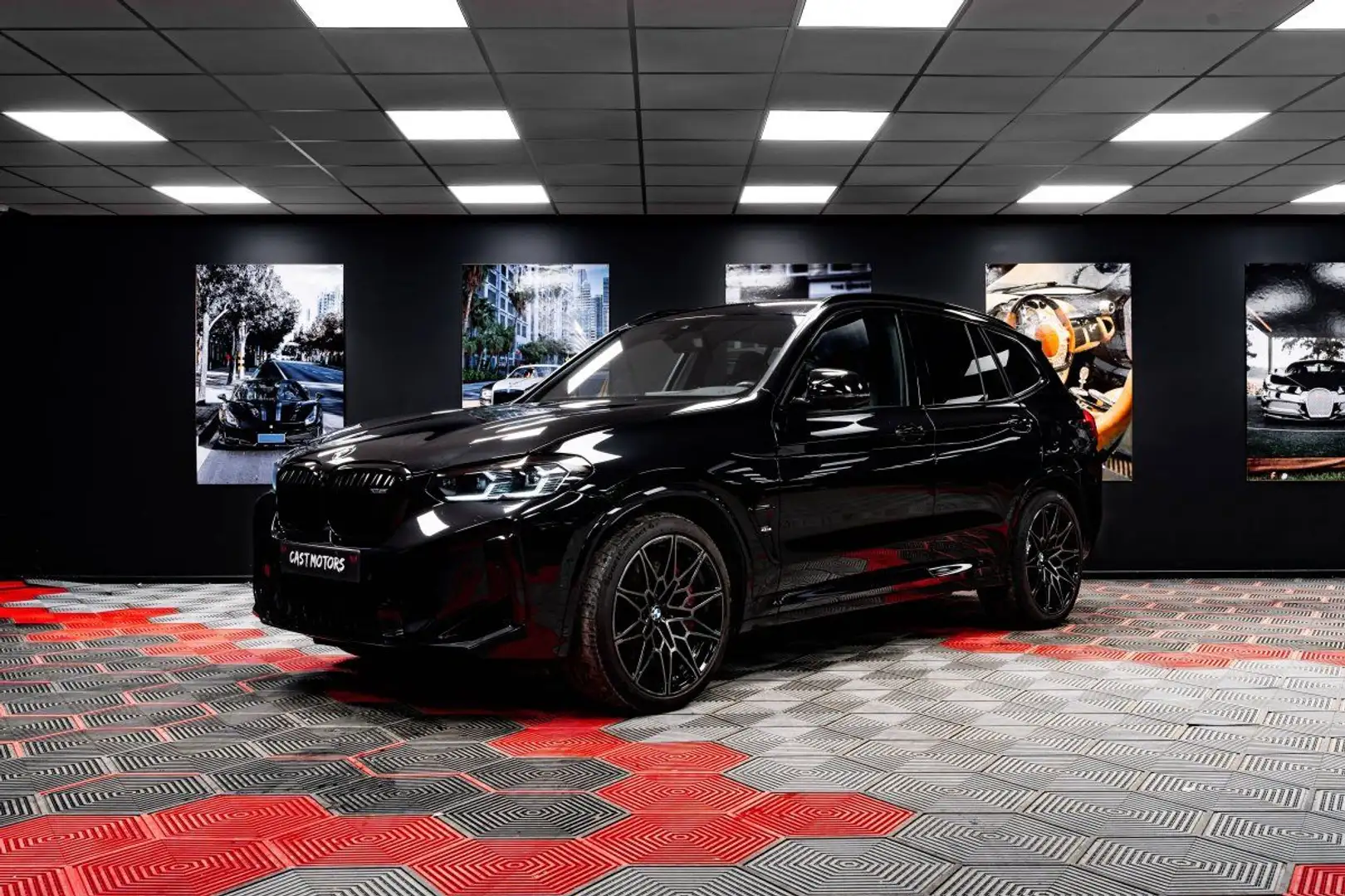 BMW X3 M I (F97) 3.0i 510ch Competition Schwarz - 1