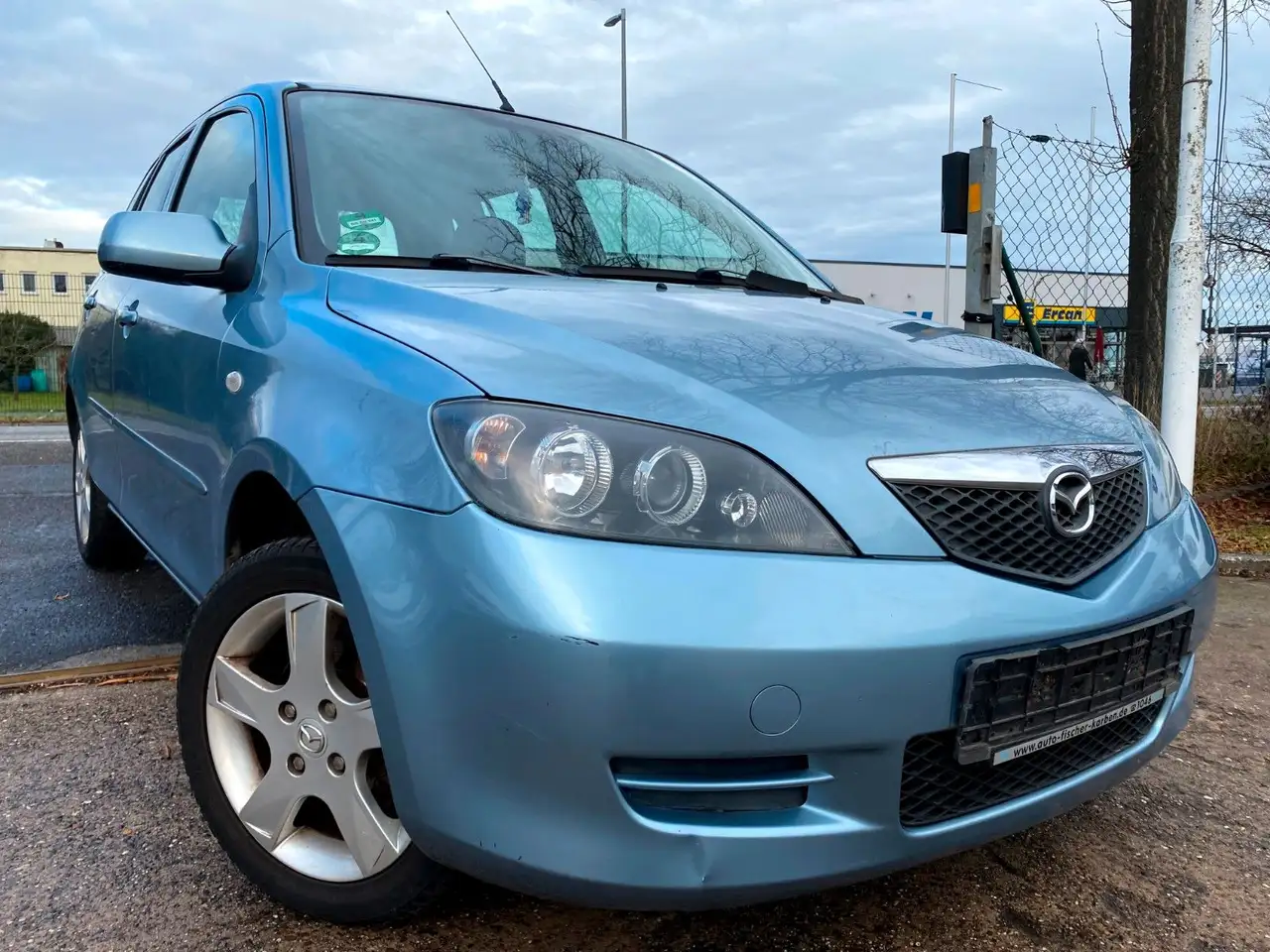 Mazda 2