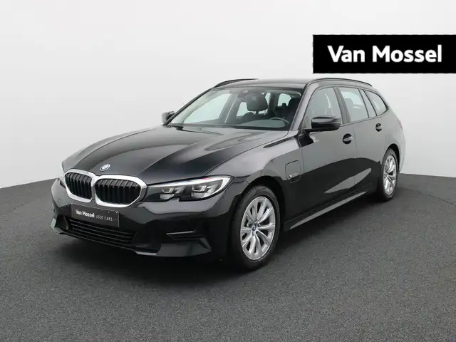 BMW 320 3-serie Touring 320e (150 kW)