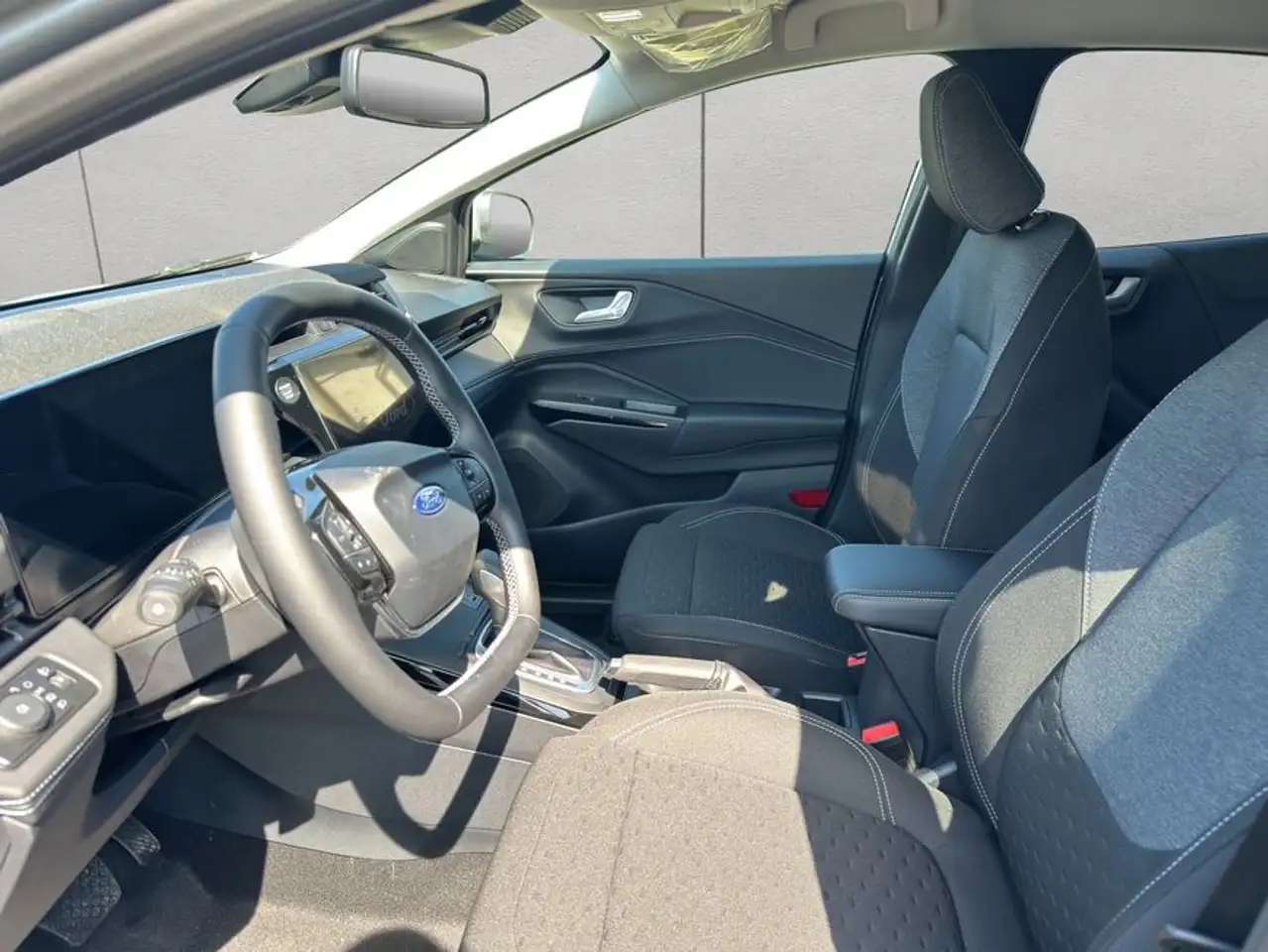 Ford Puma 1.0 EcoBoost Hybrid Aut. TITANIUM 92 kW, 5-tü 10