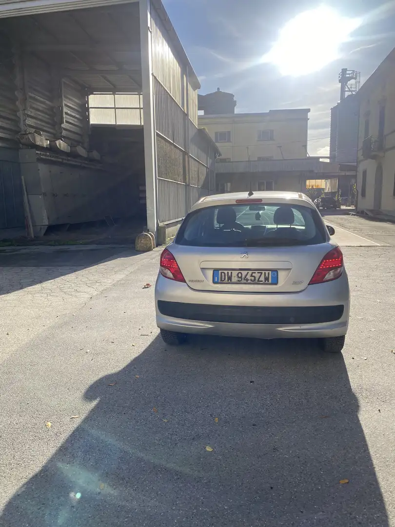 Peugeot 206 Plus 5p 1.1 X-Line eco-Gpl - 2