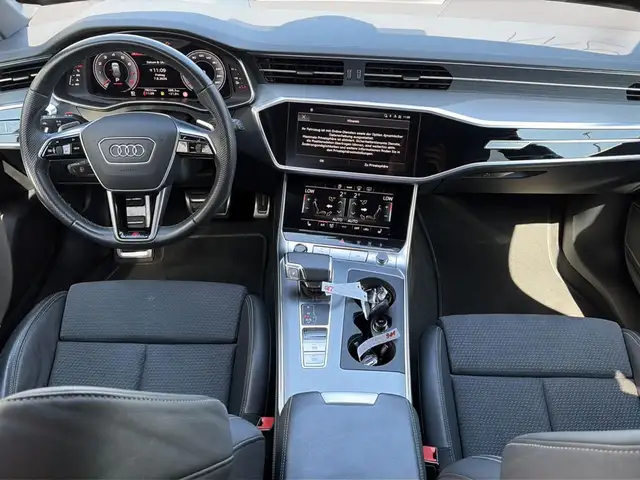 Audi A6 view 15