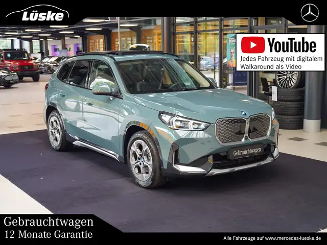BMW iX1