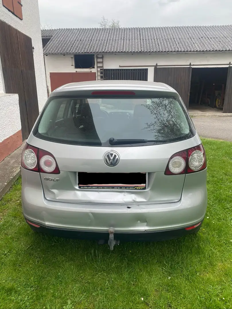 Volkswagen Golf Plus Comfortline 1,6 FSI - 2