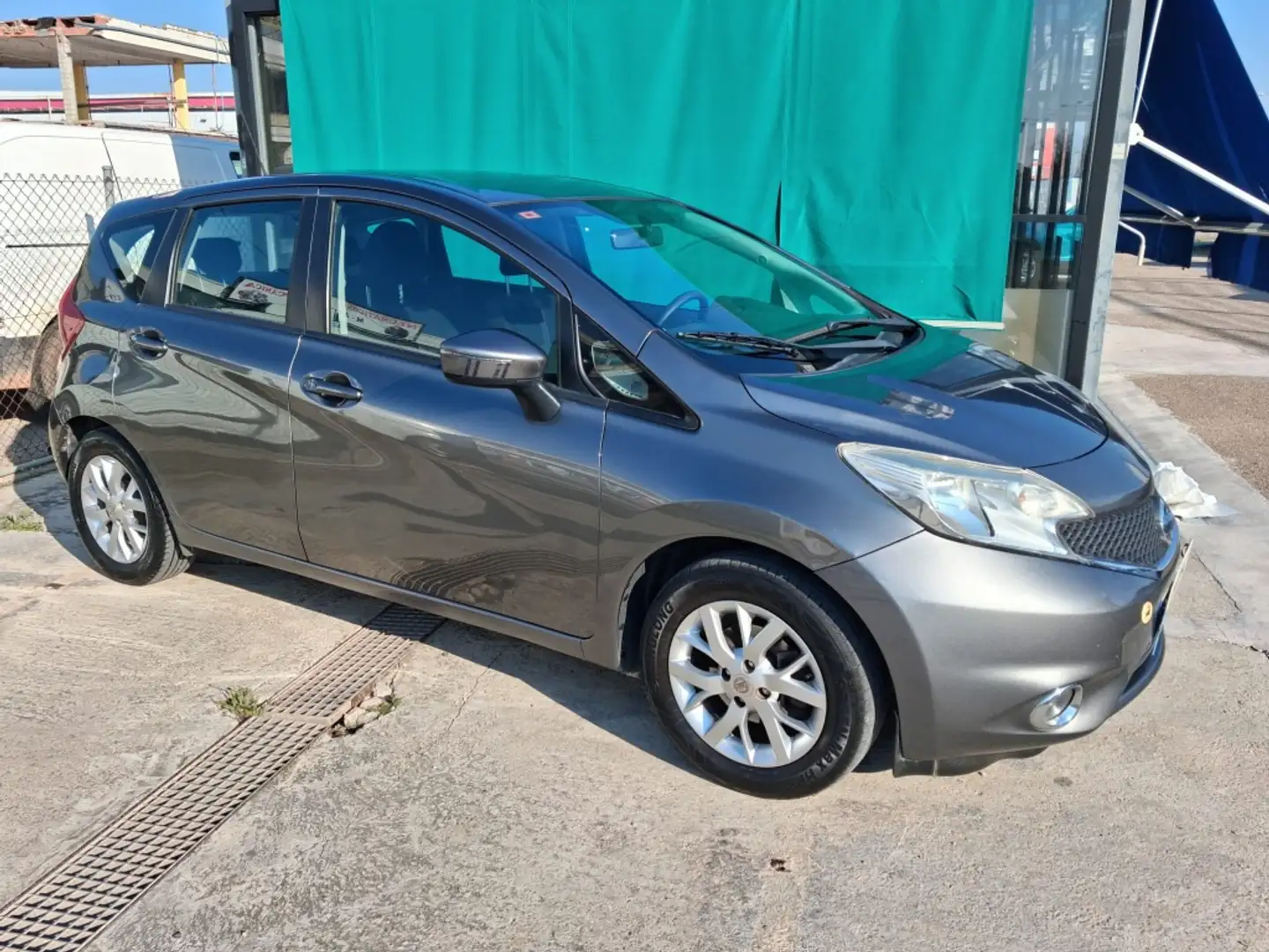 Nissan Note 1.5dCi Acenta Gris - 1