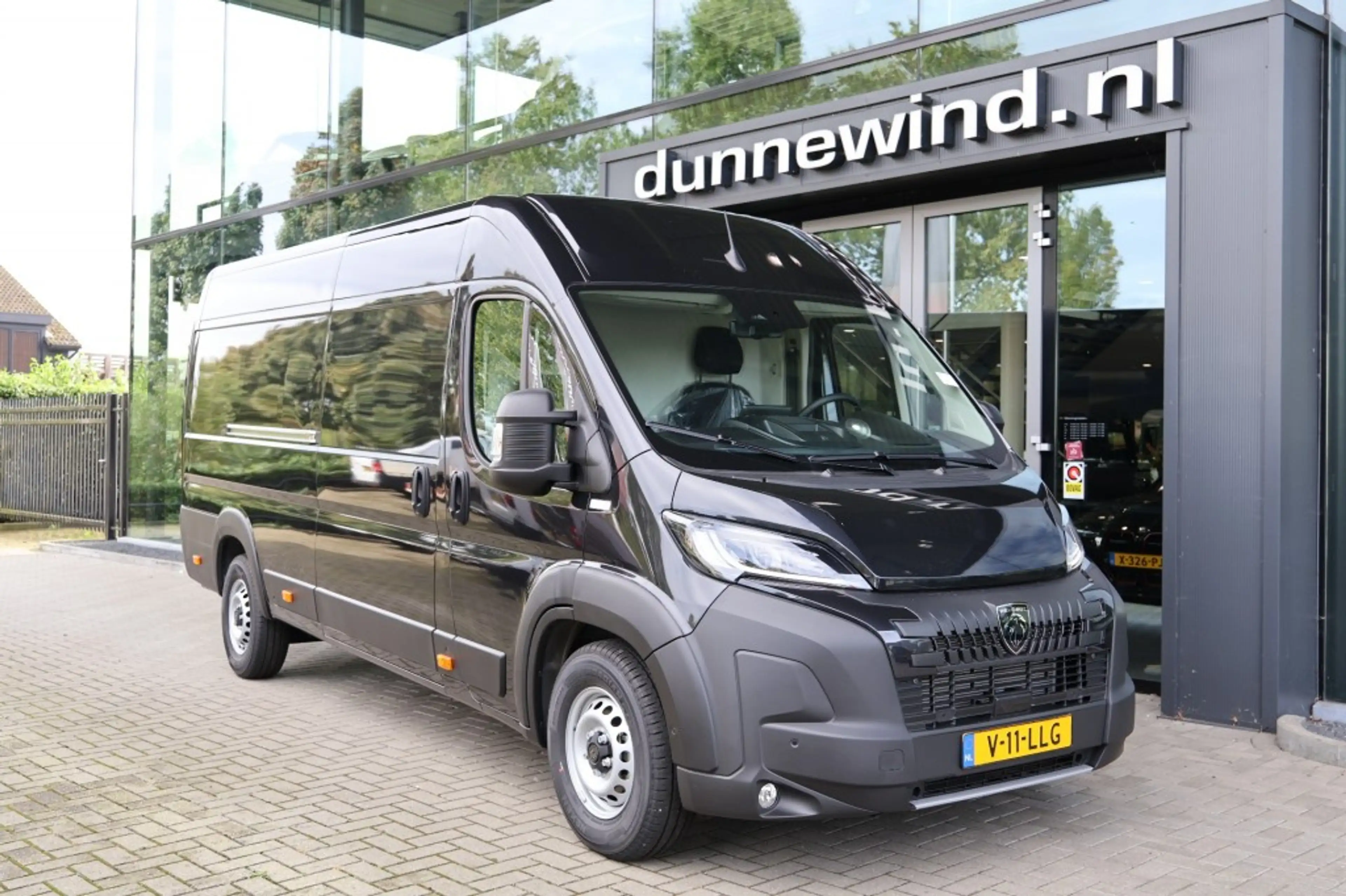Peugeot Boxer 2.2 HDI 180 L4 *LED*CAMERA*TREKHAAK*CARPLAY*AUTOMA