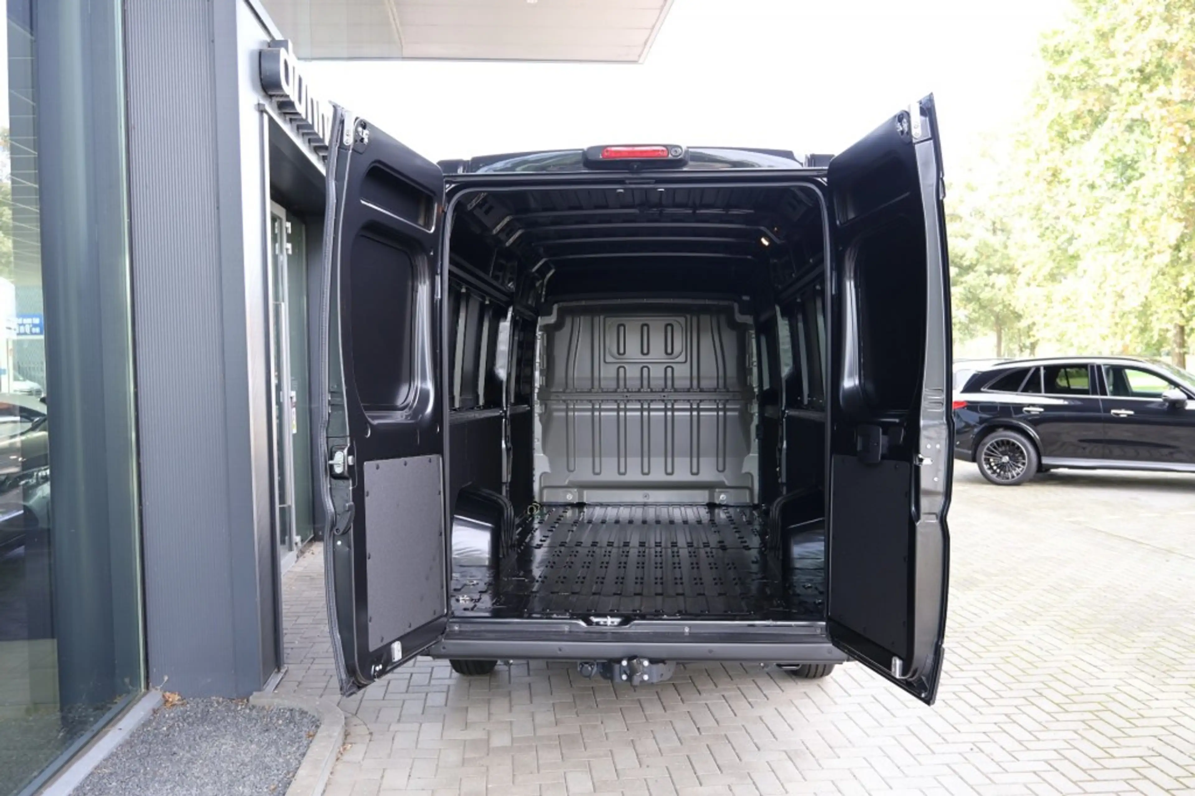 Peugeot Boxer 2.2 HDI 180 L4 *LED*CAMERA*TREKHAAK*CARPLAY*AUTOMA — photo 4