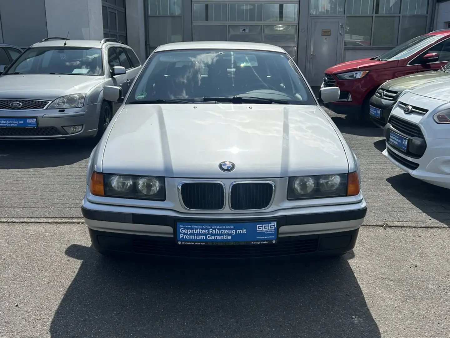 BMW 316 i I.HAND Klimaautomatik el. Fenster Silber - 2
