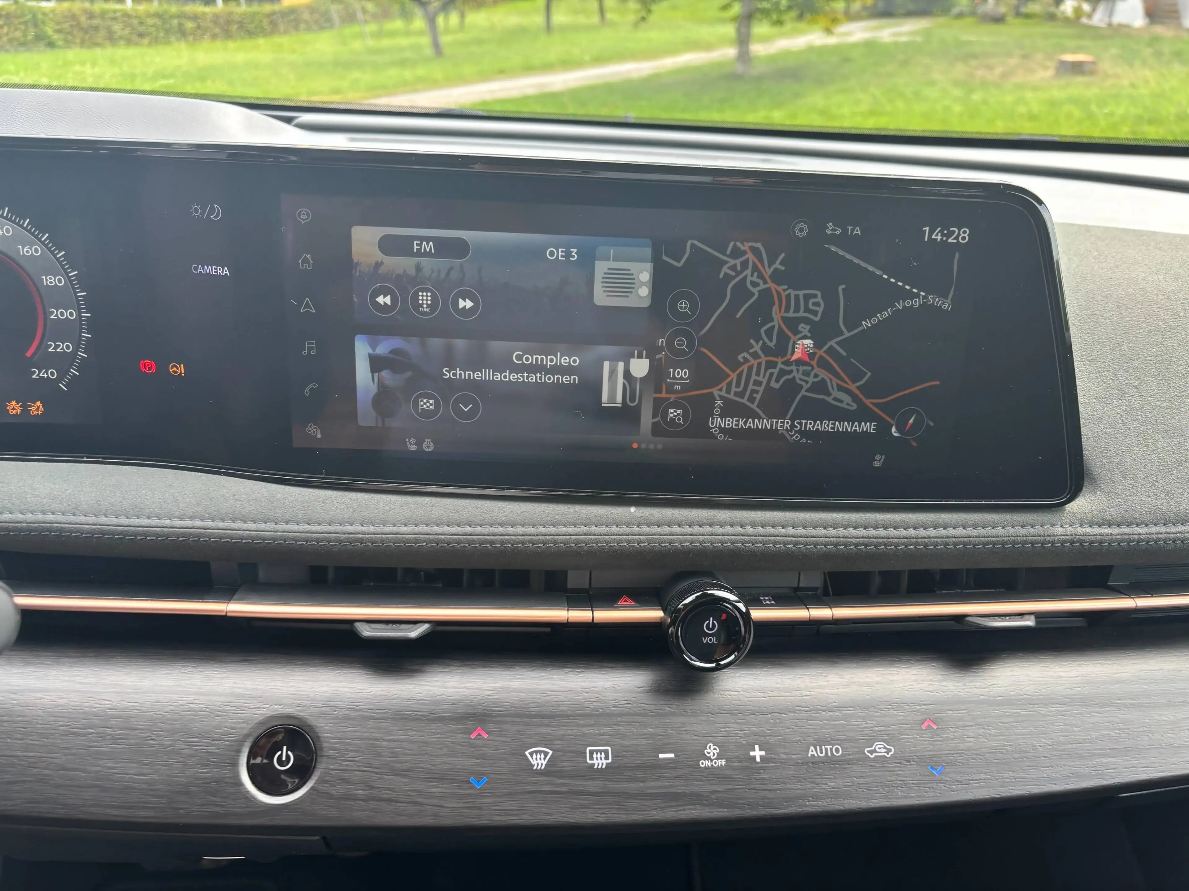 Nissan Ariya Evolve 87 kWh — photo 10