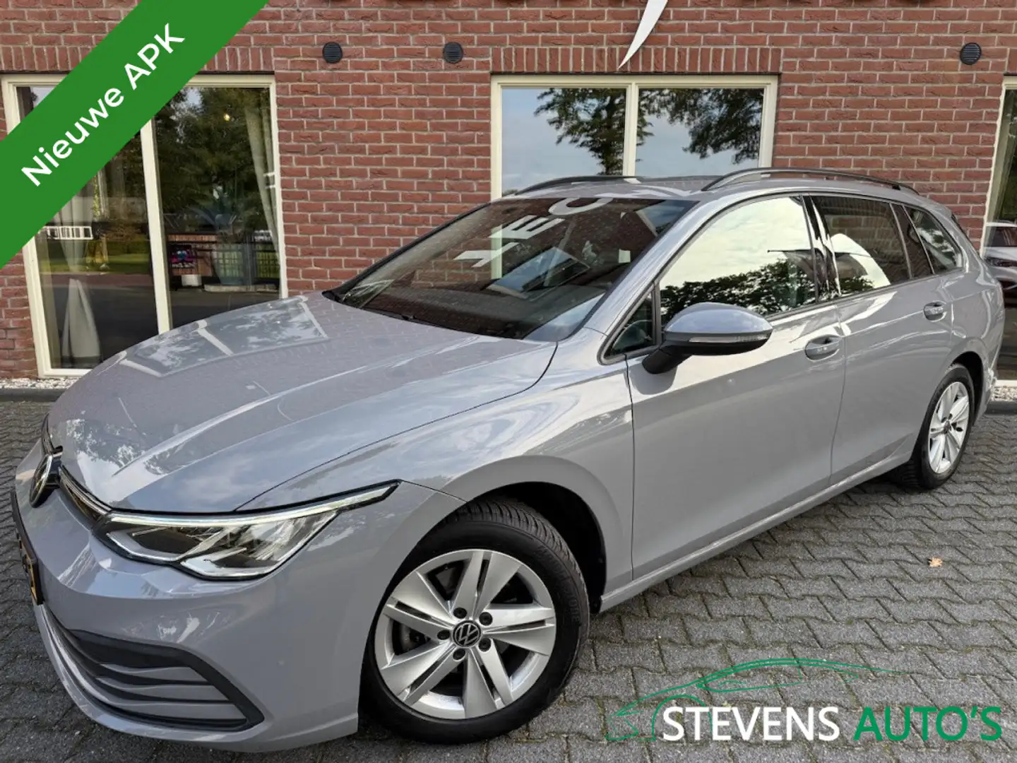 Volkswagen Golf Variant 1.0 TSI Life DIGI DASH / ADDAPT.CRUISE / LED / PDC Gris - 1
