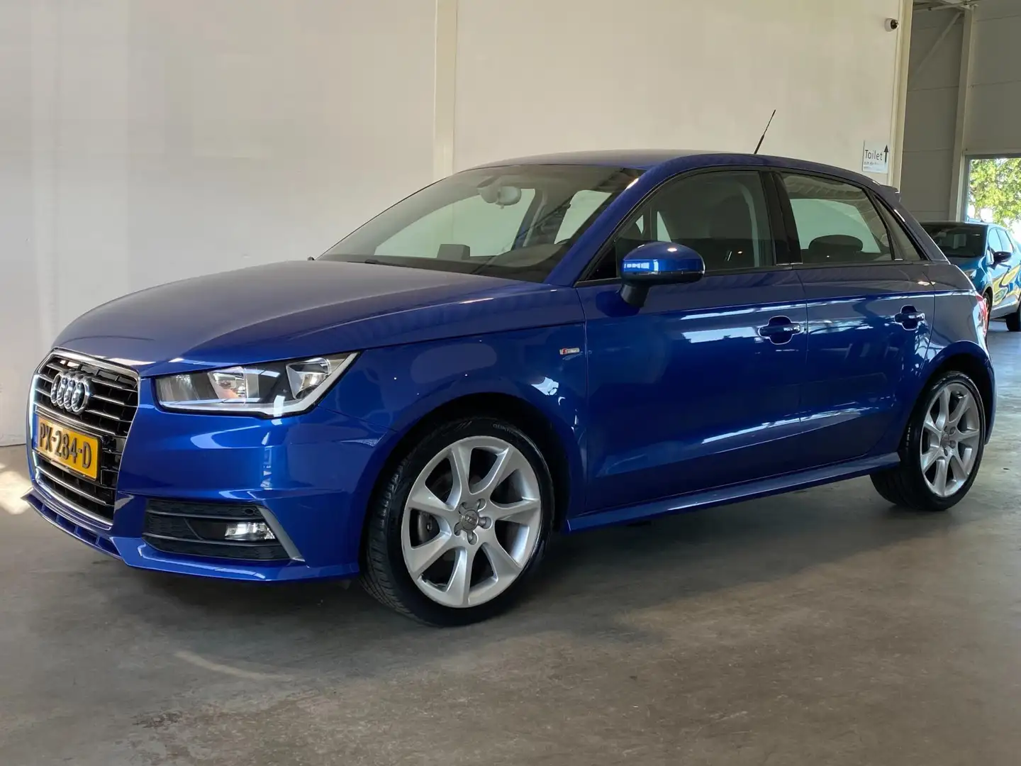 Audi A1 Sportback 1.0 TFSI 95PK S-line NL-auto Blauw - 1