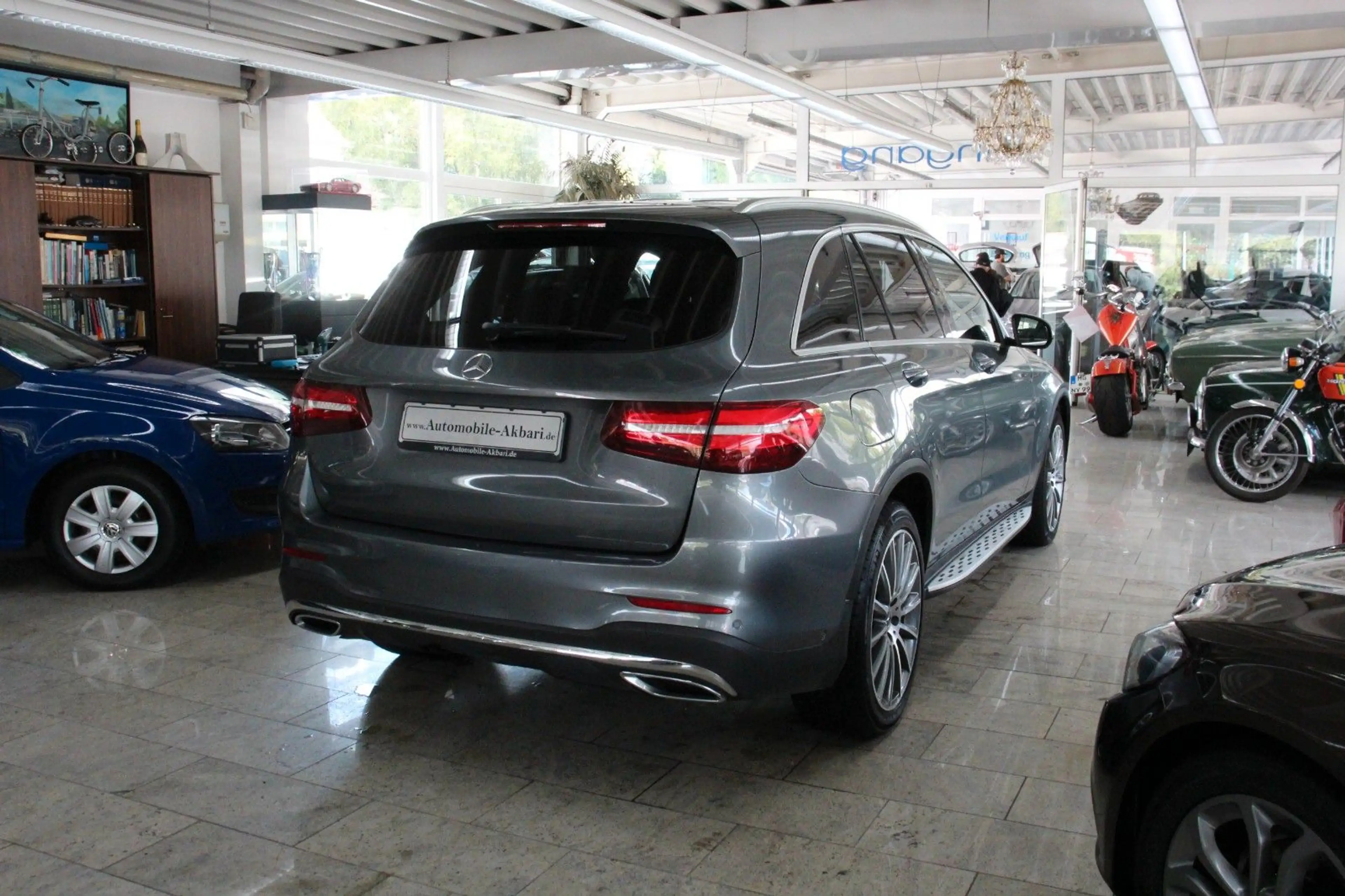 Mercedes-Benz GLC 250 d 4Matic *AMG Line/Burmester Sound* — photo 7