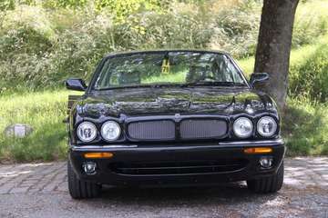 Top gepflegter XJR mit 3 Jahre Garantie