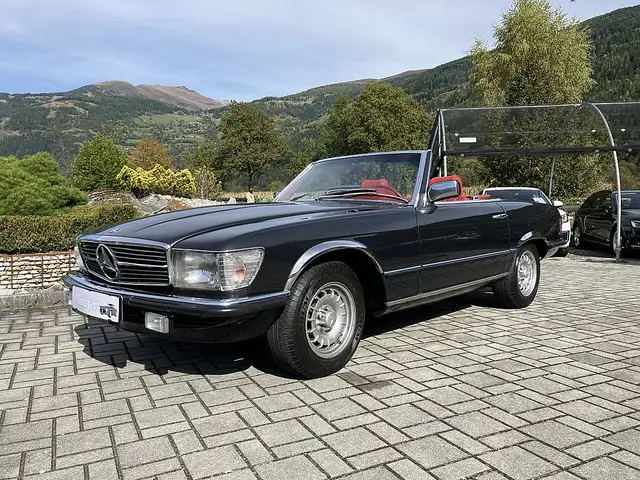 Mercedes-Benz SL 280 R107