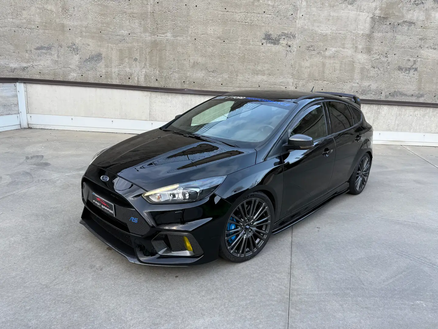 Ford Focus RS 350cv RECARO-SONY-MILLTEK Schwarz - 1