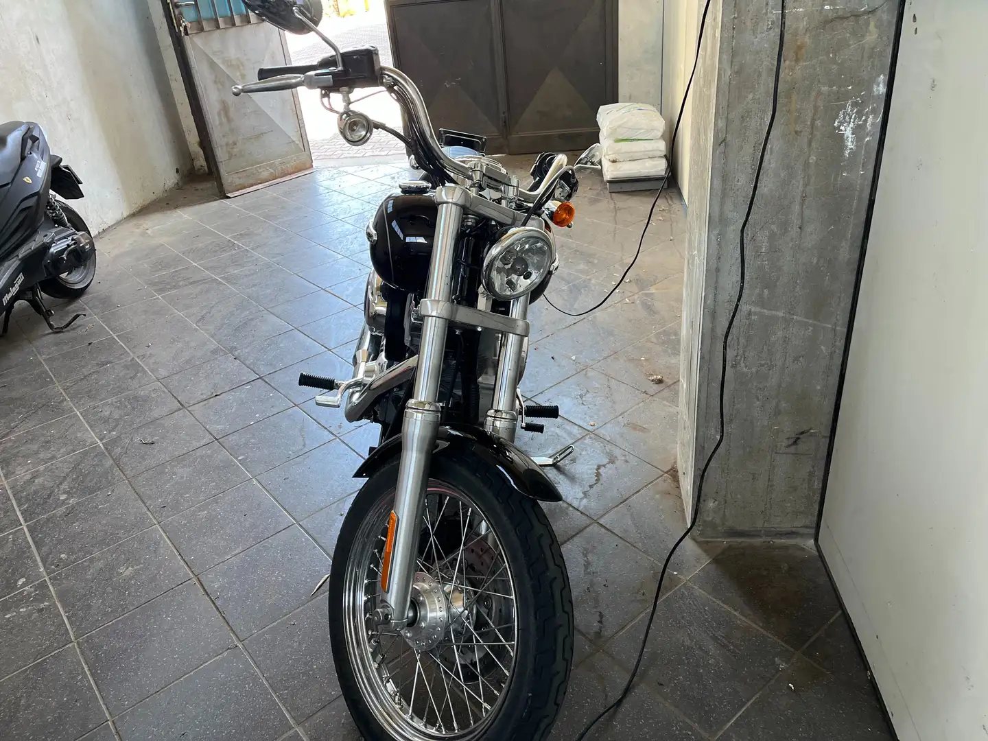 Harley-Davidson Dyna Super Glide Custom FXDC Nero - 2