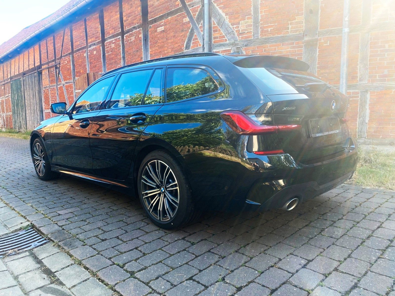 BMW 330 e Touring xDrive M Sport*Navi*Kamera*HUD — photo 7