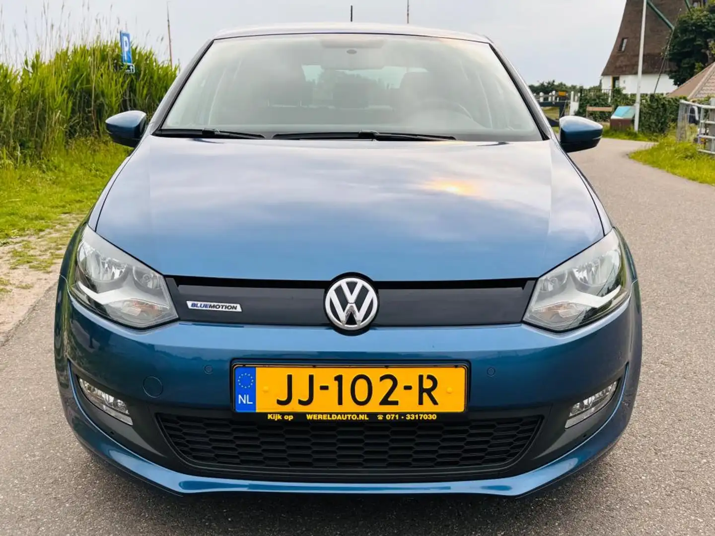 Volkswagen Polo 1.0 BlueMotion Edition Bleu - 2