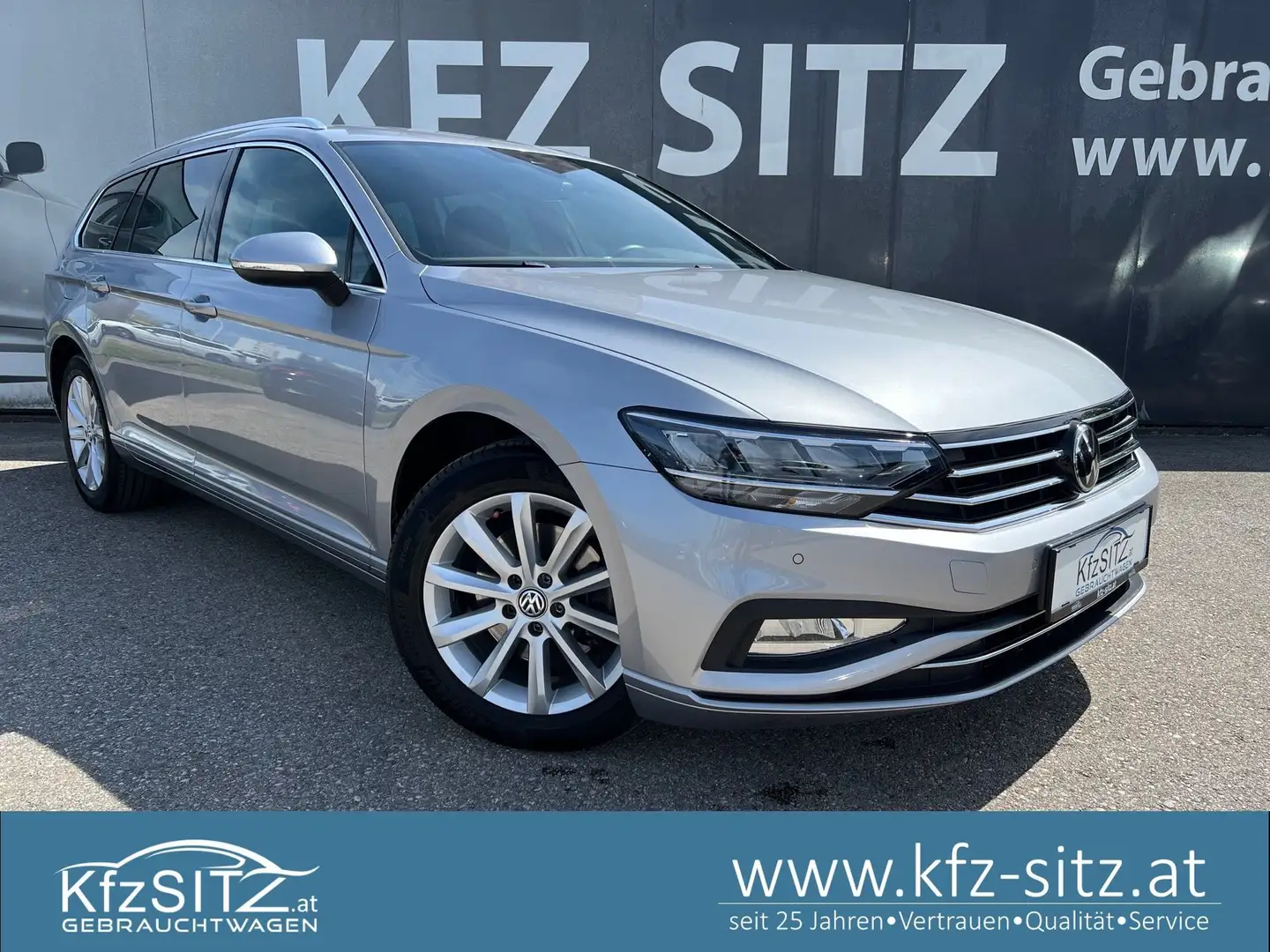Volkswagen Passat Variant Business 2,0 TDI DSG | VIRTUAL/AHK Grau - 1