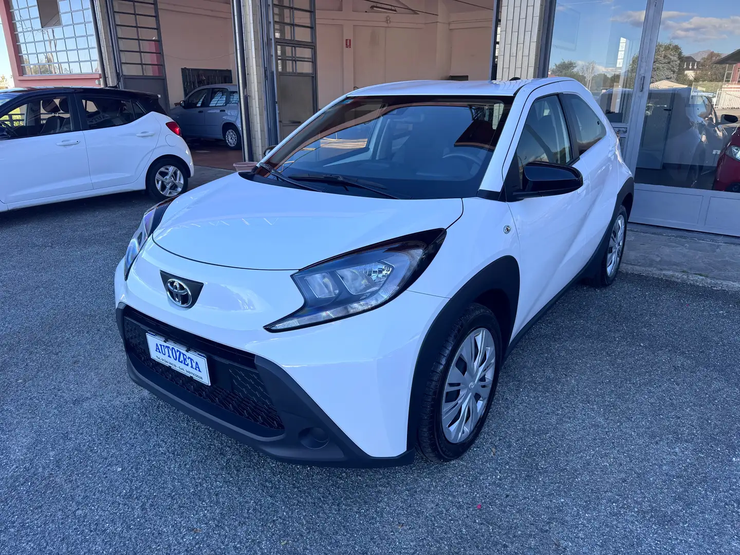Toyota Aygo Aygo X X 1.0 Active 72cv Blanc - 1