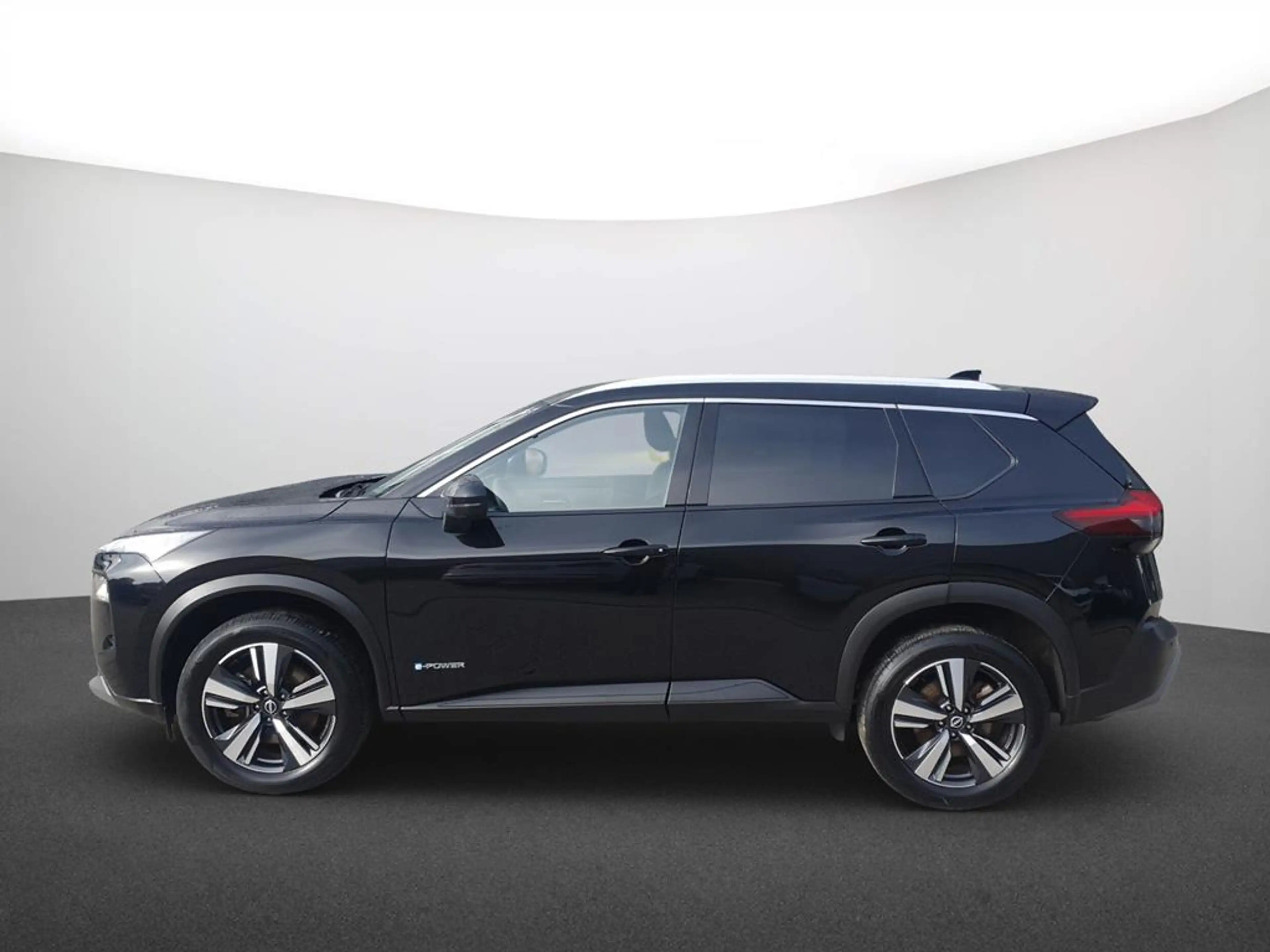 Nissan X-Trail 1.5 VC-T e-Power N-Connecta e-4ORCE — photo 4
