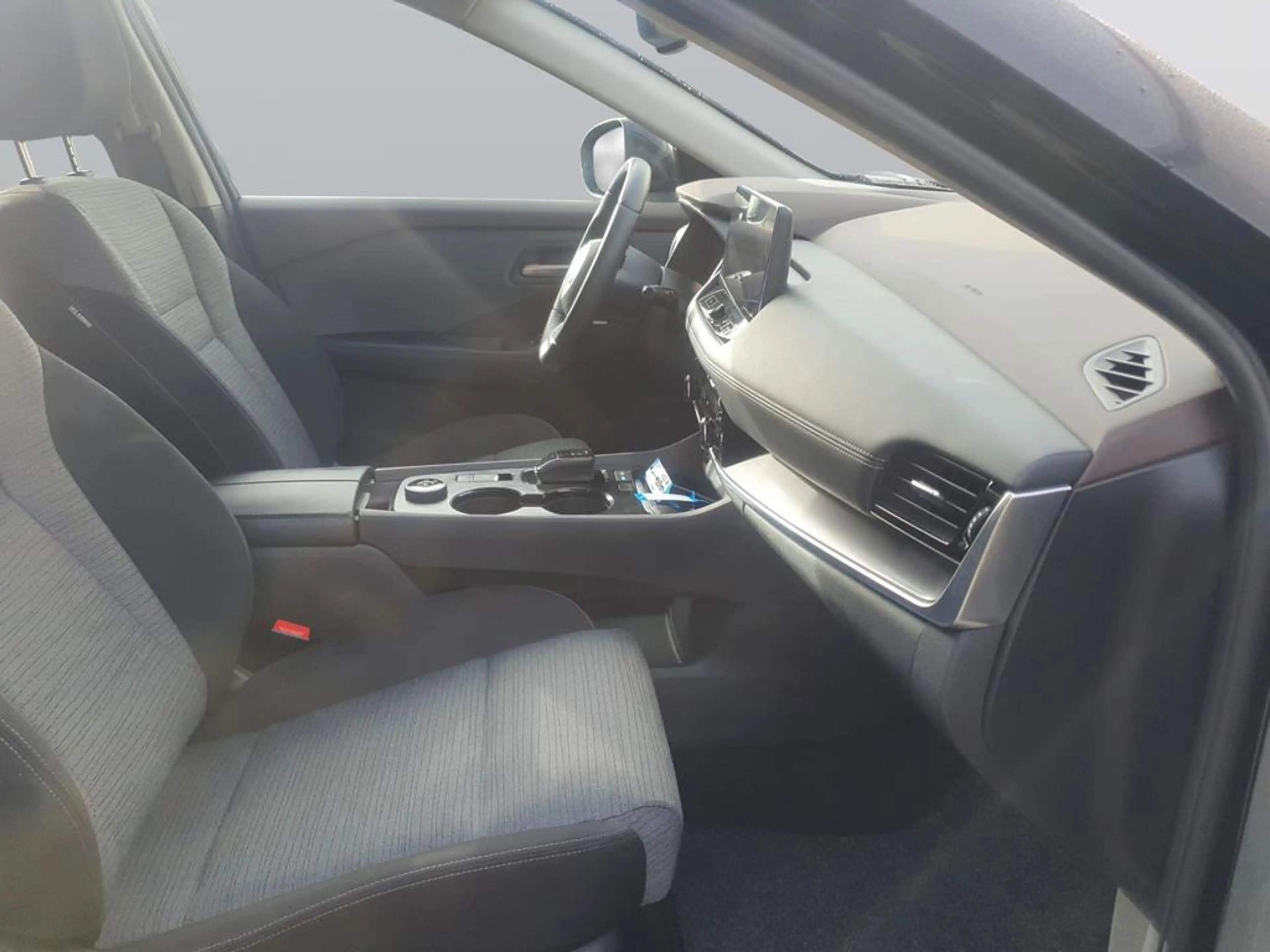 Nissan X-Trail 1.5 VC-T e-Power N-Connecta e-4ORCE — photo 11