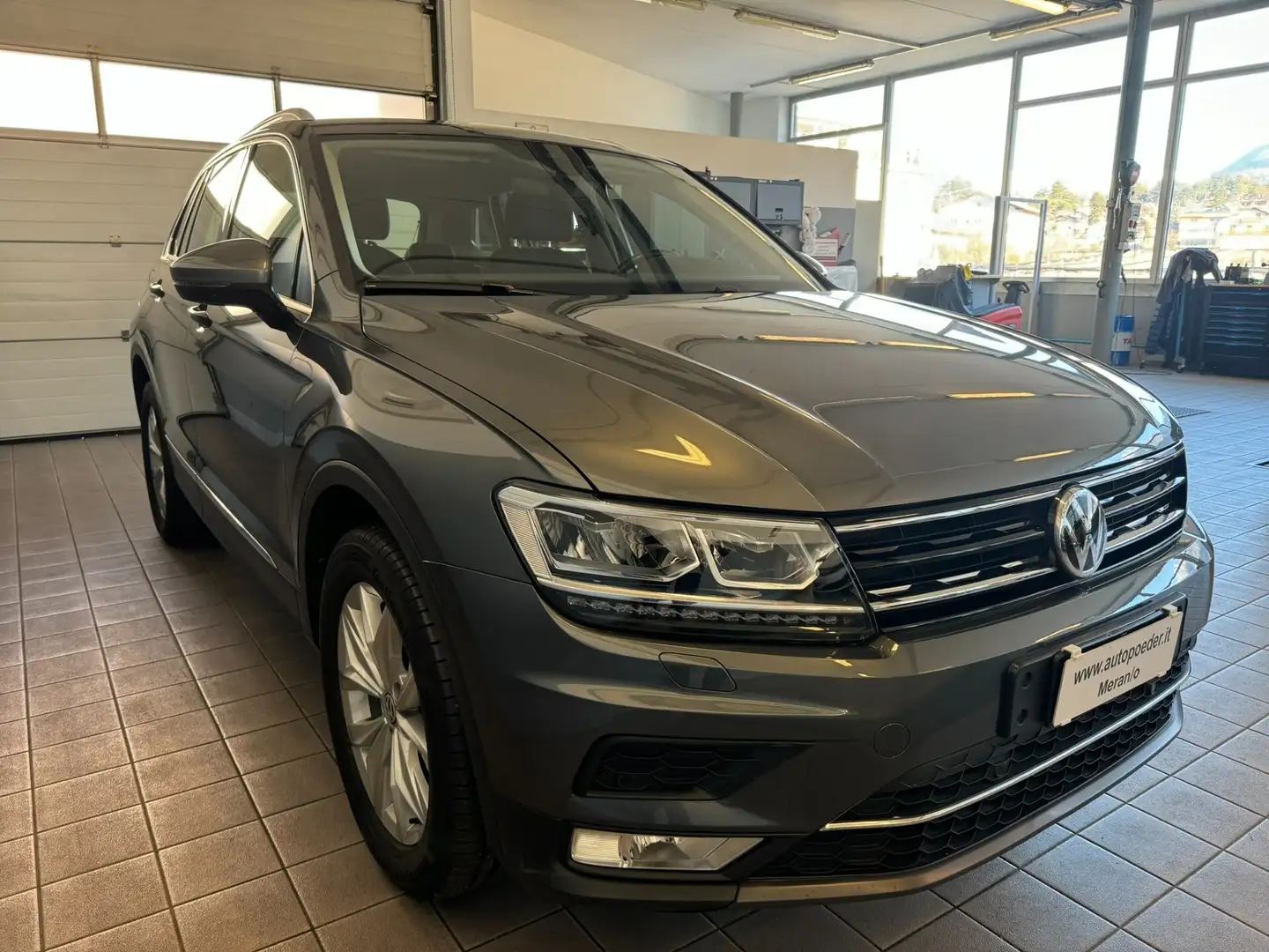 Volkswagen Tiguan 2.0 TDI SCR DSG 4MOTION Style BMT Grigio - 2