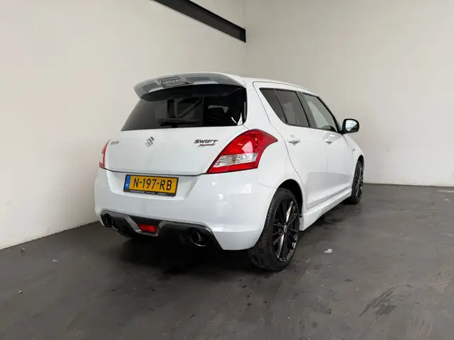 Suzuki Swift view 2