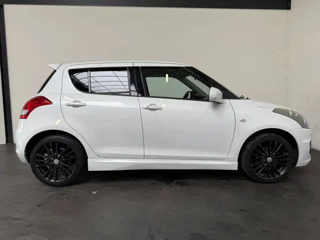 Suzuki Swift view 23