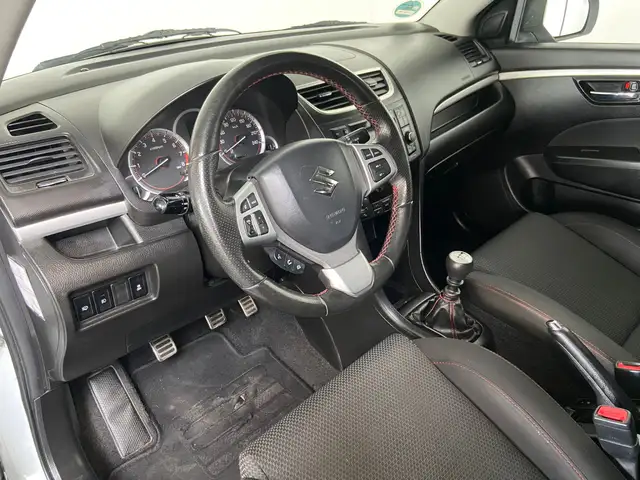 Suzuki Swift view 3
